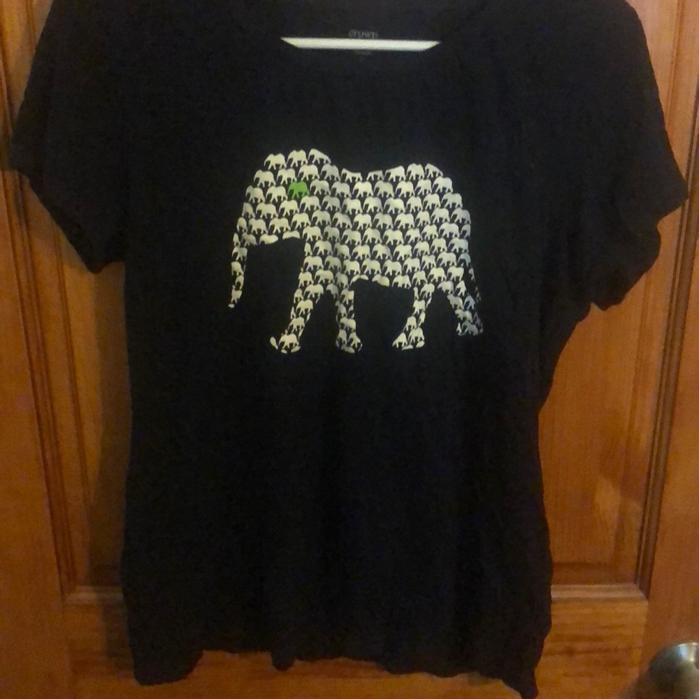 Black Womens Elephant Short Sleeved Tee